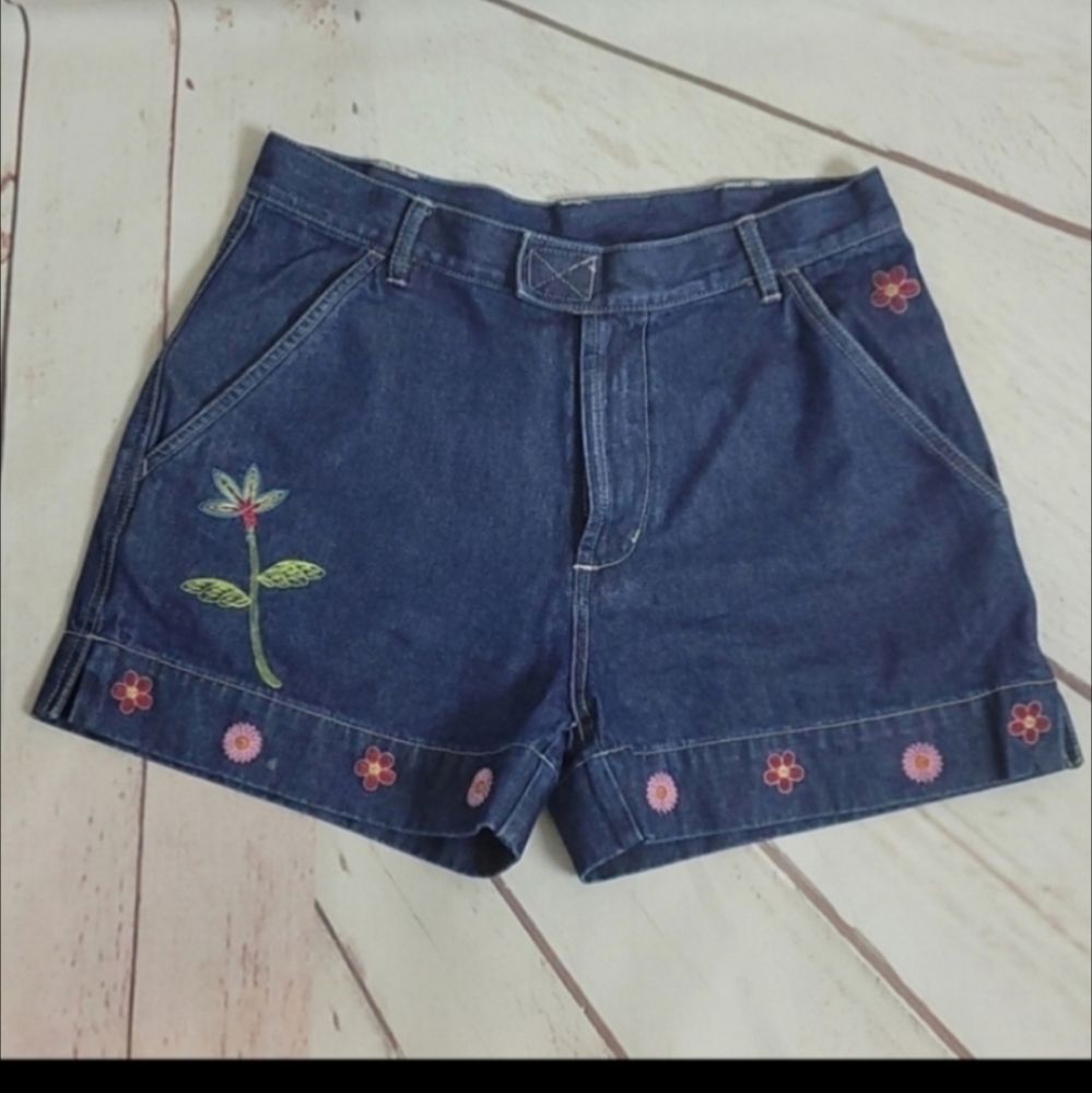 Vintage 90's Winnie The Pooh Pooh Bear Denim Shorts